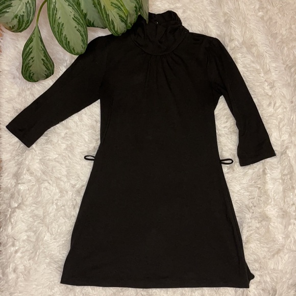 Forever 21 - Turtle Neck Mini Dress - Picture 2 of 16